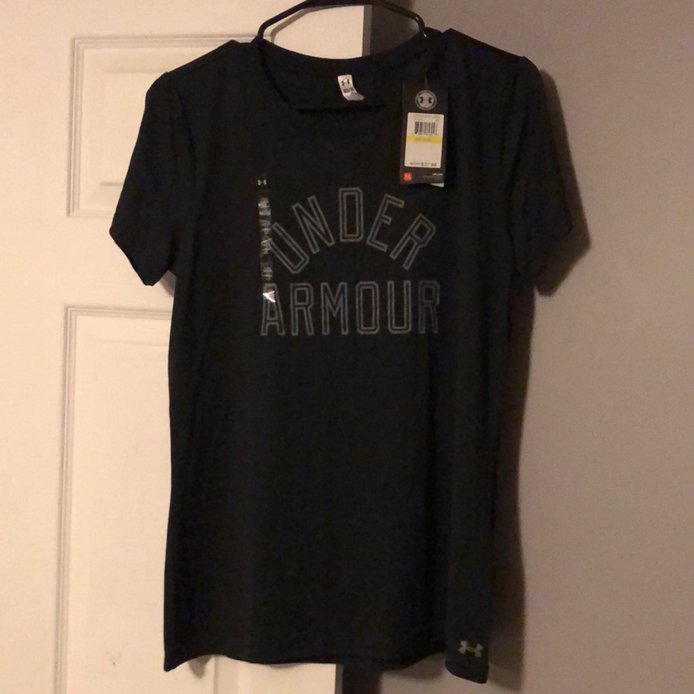 Women’s under armour t shirt